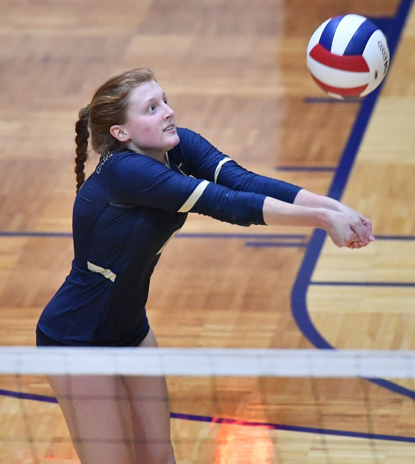 Althoff vs Minooka in 4A Volleyball Sectional Final